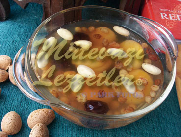 Badamli Qarışıq Kompot