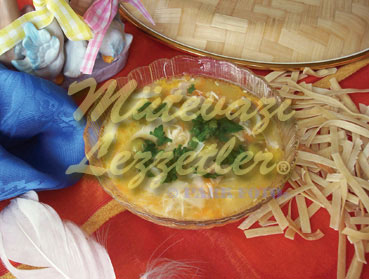 Berlin Üsulu Toyuq Çorbası