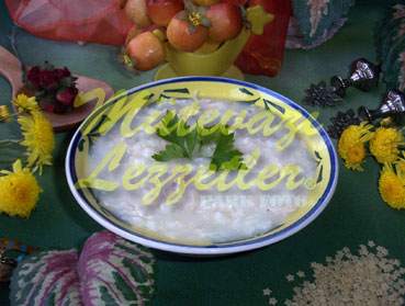 Şəhriyəli Toyuq Çorbası