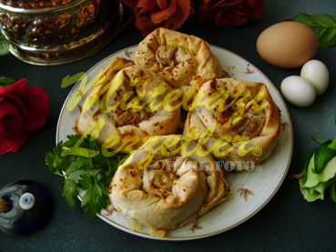 Sosiskalı Gül Piroq