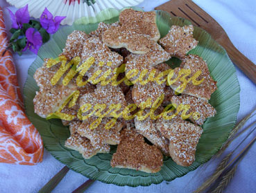 Susamlı Limonlu Biskvit